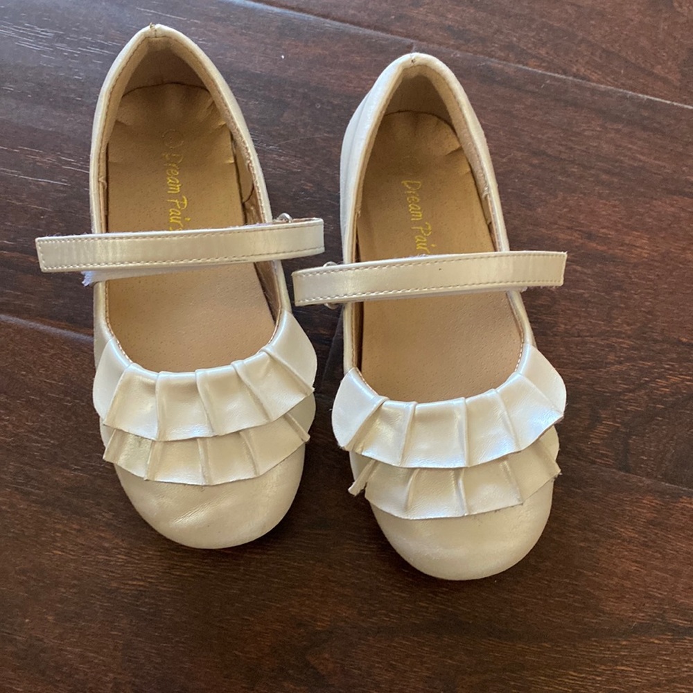 Girls ivory party shoes worn once